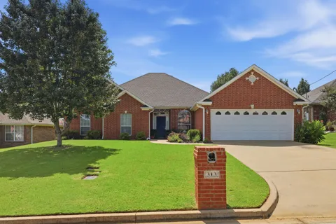 313 Ithaca Drive