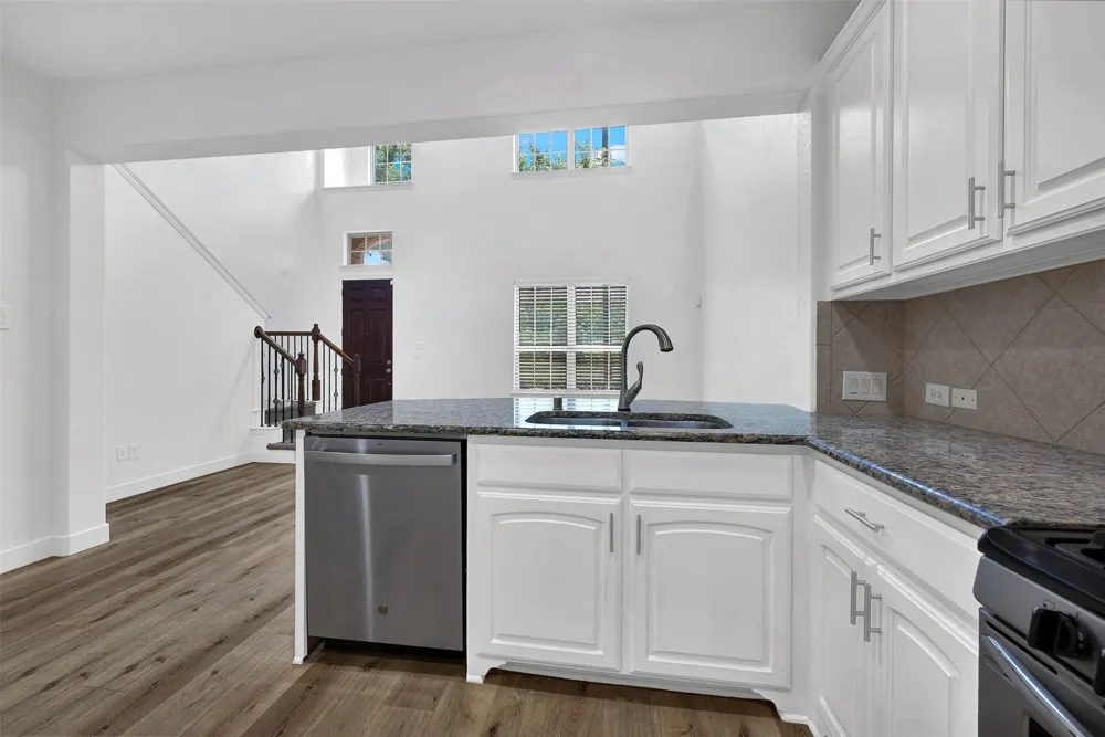 736 S Greenville Avenue Richardson, TX 75081