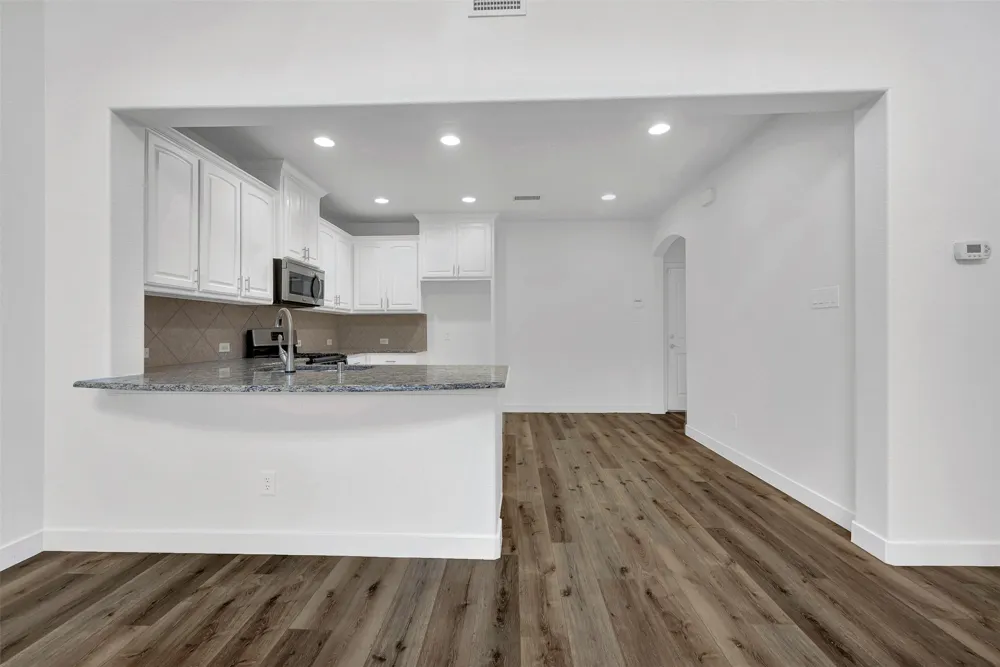 736 S Greenville Avenue Richardson, TX 75081