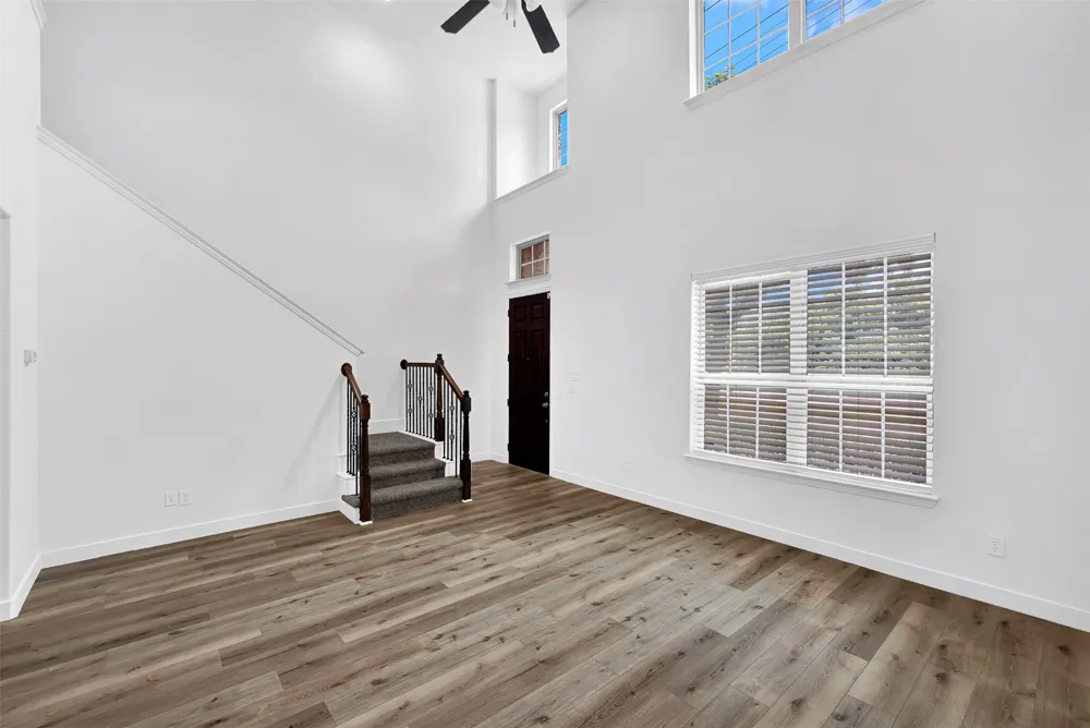 736 S Greenville Avenue Richardson, TX 75081