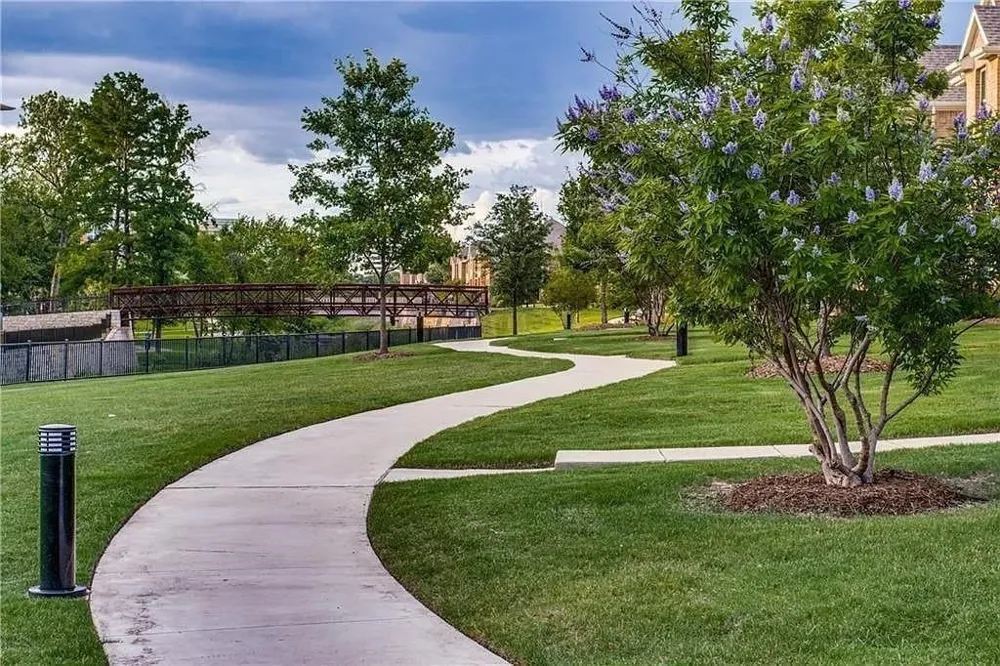 736 S Greenville Avenue Richardson, TX 75081
