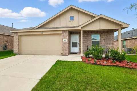 1653 Bluff View Drive