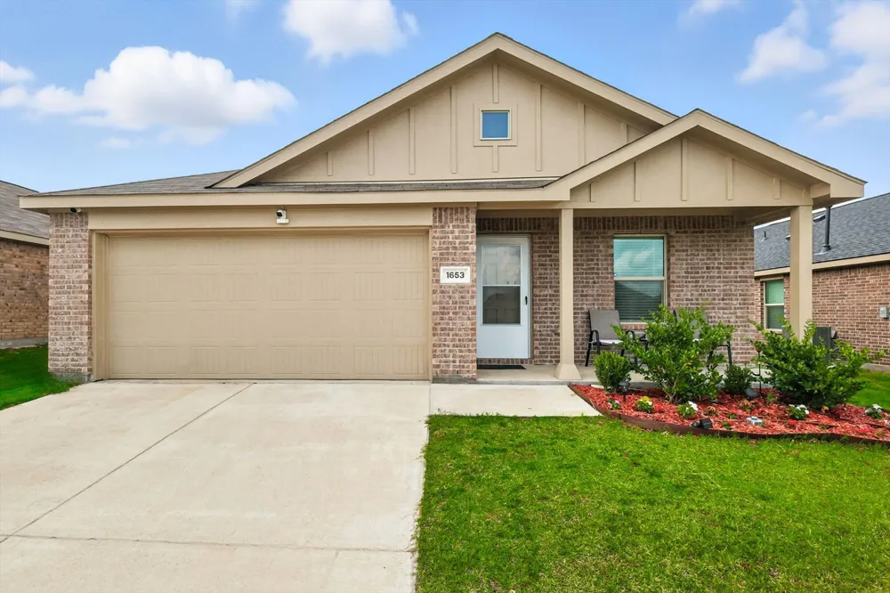 1653 Bluff View Drive Hutchins, TX 75141