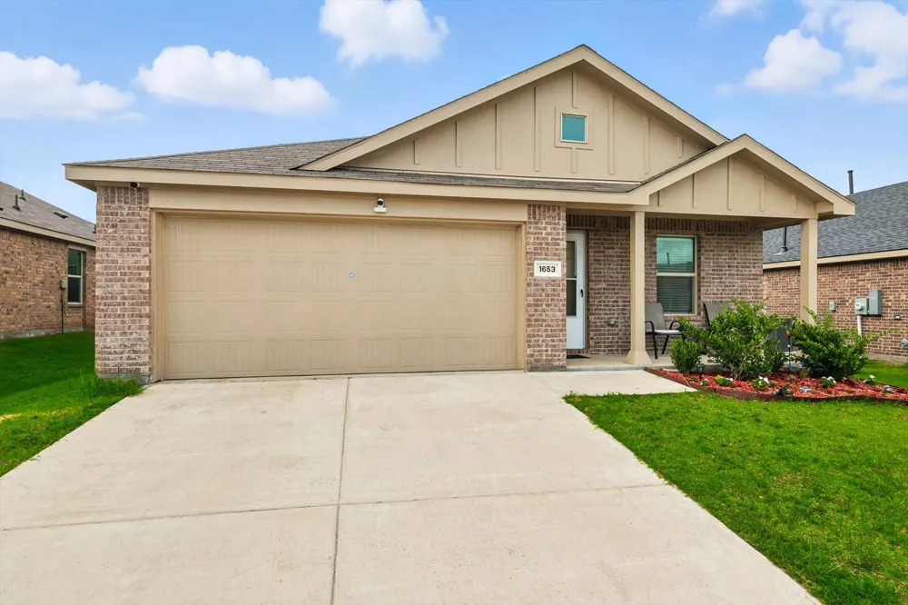 1653 Bluff View Drive Hutchins, TX 75141