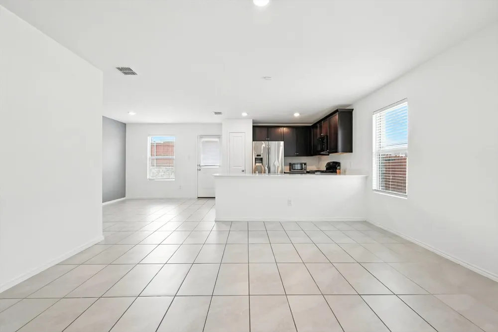 1653 Bluff View Drive Hutchins, TX 75141