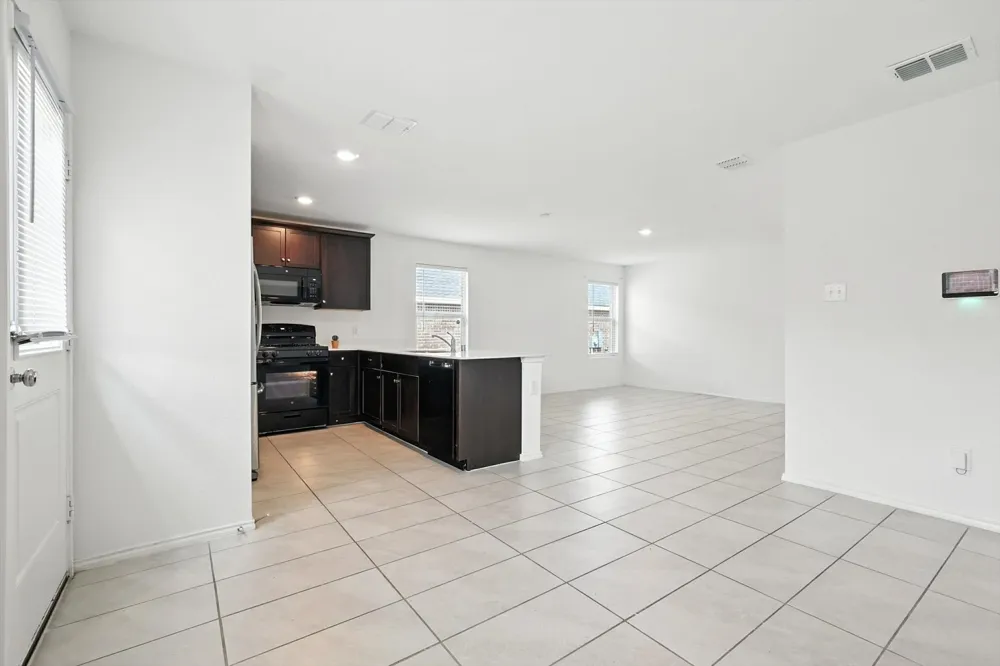 1653 Bluff View Drive Hutchins, TX 75141