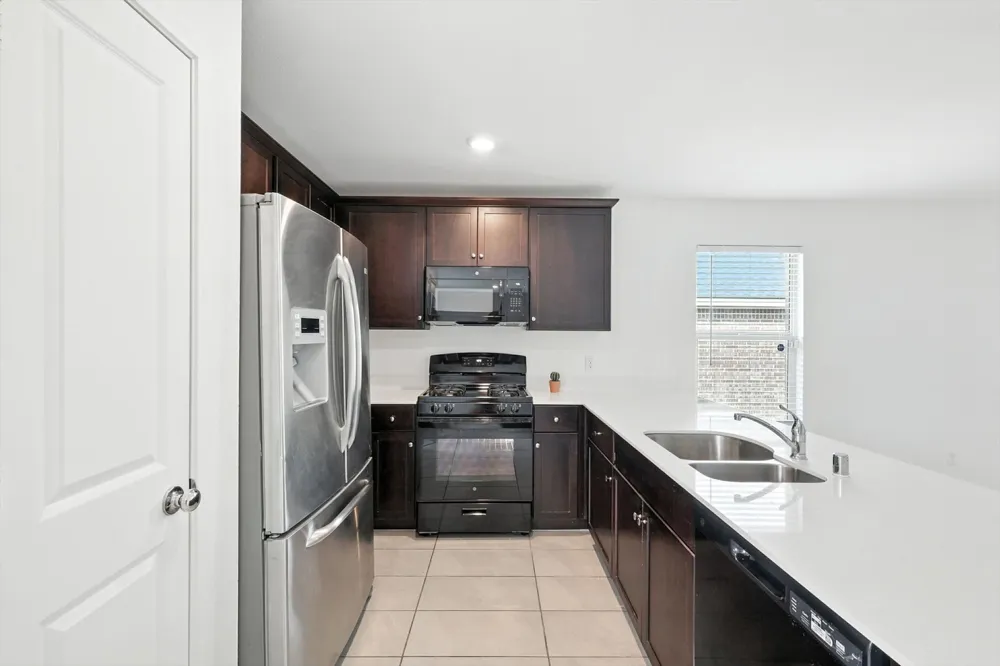 1653 Bluff View Drive Hutchins, TX 75141