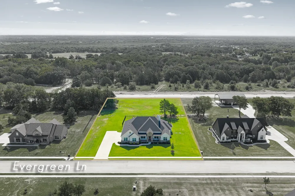 3759 Evergreen Lane Caddo Mills, TX 75135