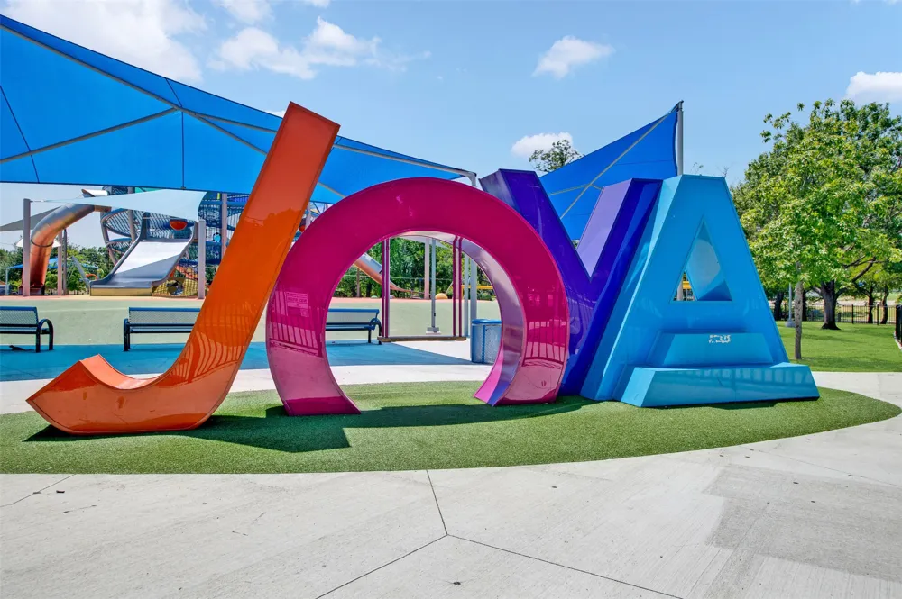 2632 Wicker Avenue Farmers Branch, TX 75234