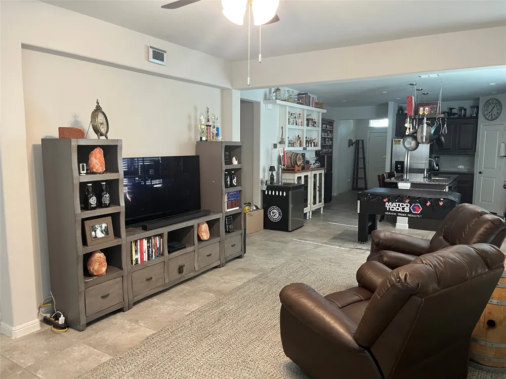 1107 Admiral Drive Azle, TX 76020