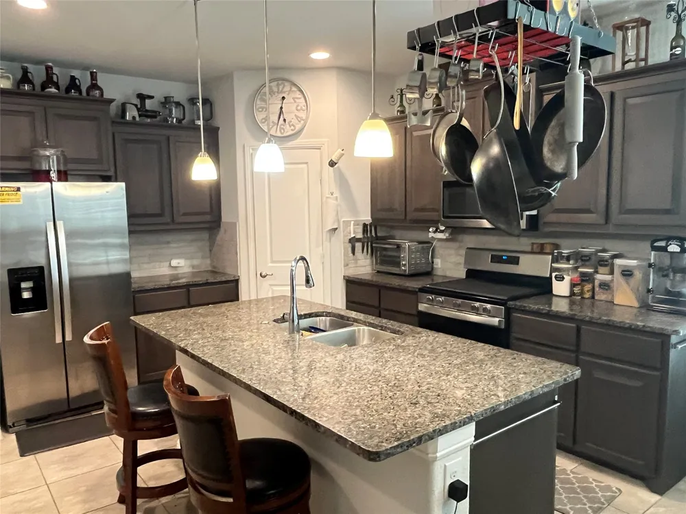 1107 Admiral Drive Azle, TX 76020