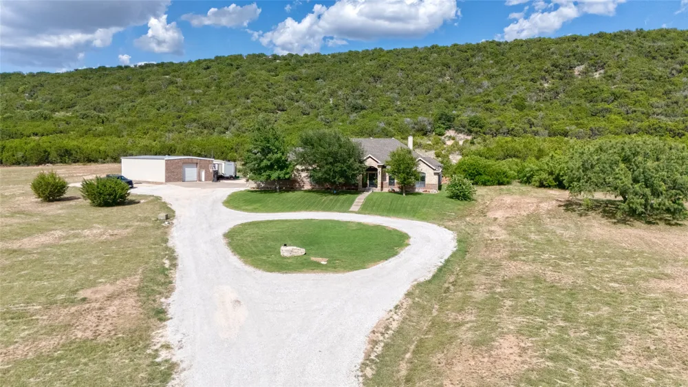2457 US Highway 83 84 Tuscola, TX 79562