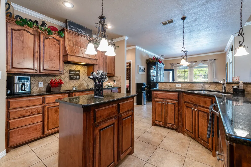 2457 US Highway 83 84 Tuscola, TX 79562