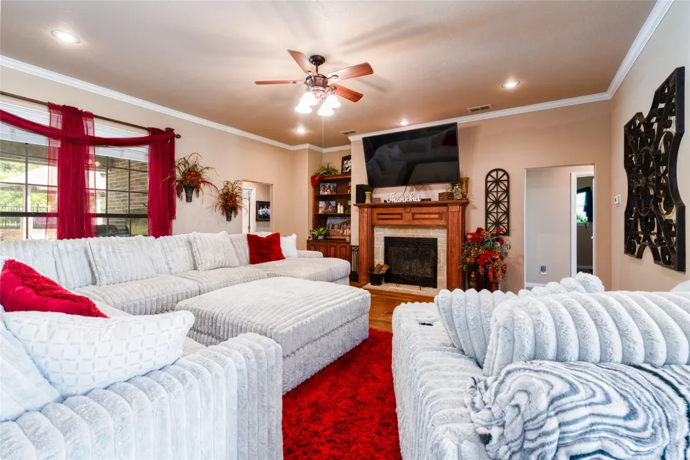 2457 US Highway 83 84 Tuscola, TX 79562