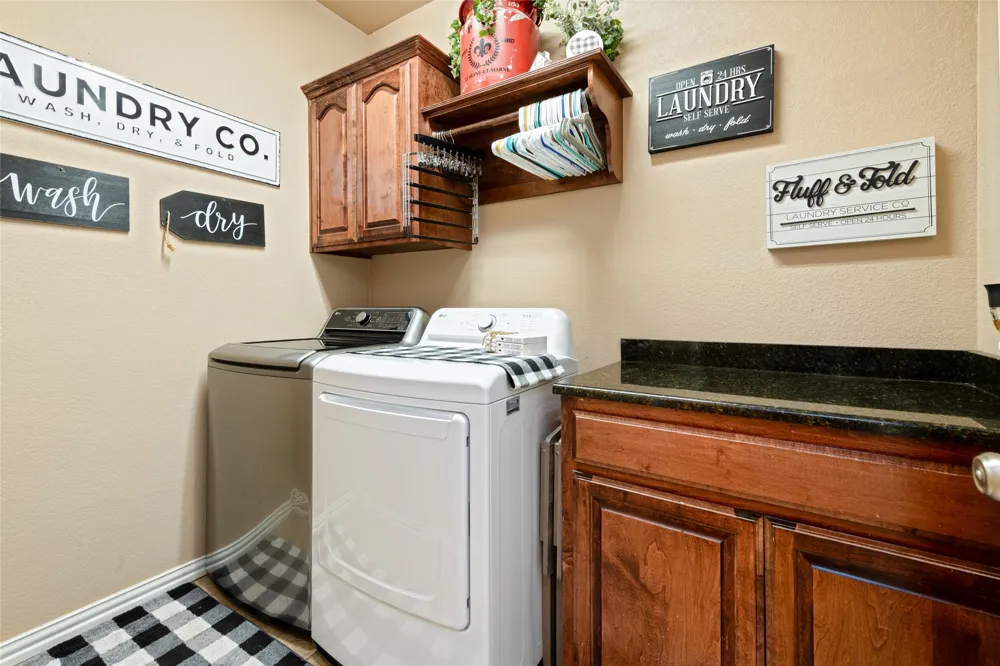 2457 US Highway 83 84 Tuscola, TX 79562