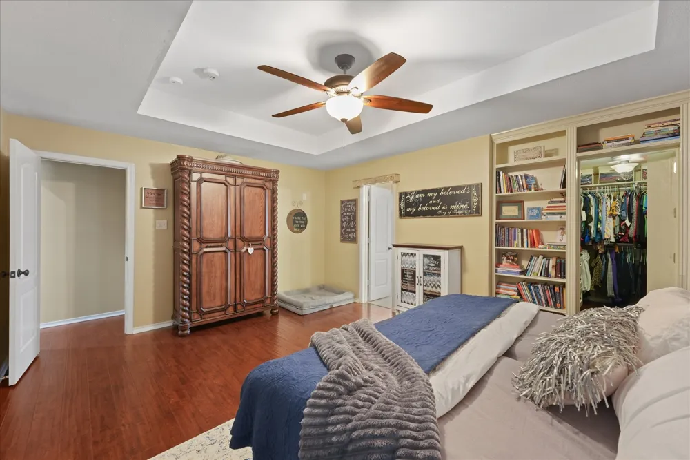 112 Springfield Lane Red Oak, TX 75165