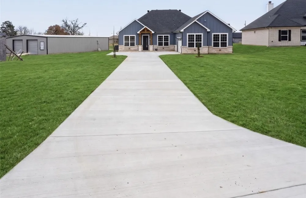 339 Cross Tie Ranch Road Trinidad, TX 75163