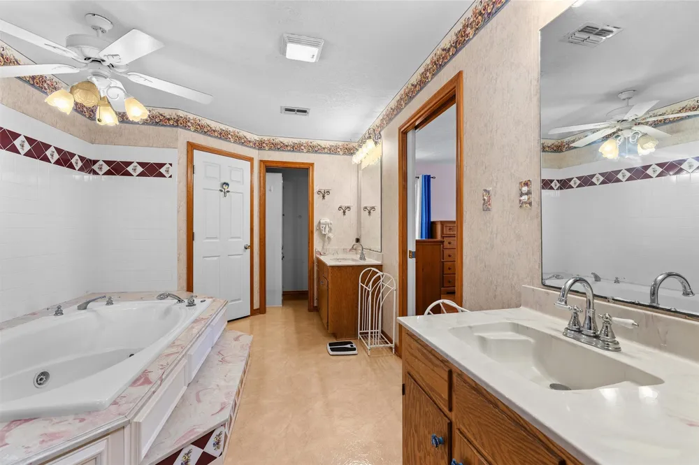 113 County Road 1844 Carthage, TX 75633