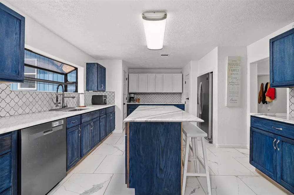 113 County Road 1844 Carthage, TX 75633