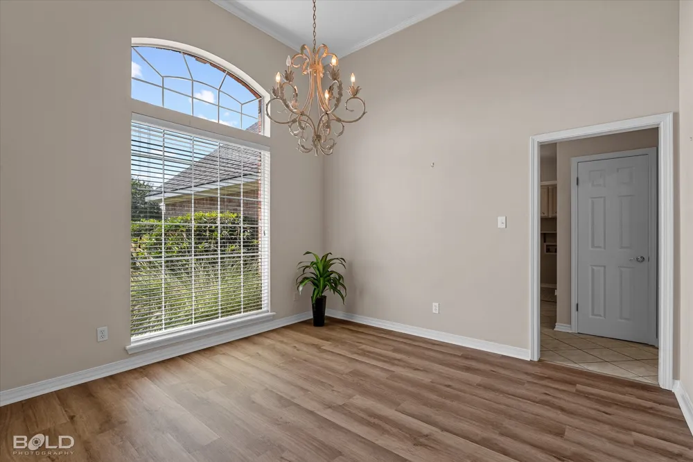 3301 Colonial Drive Bossier City, LA 71111