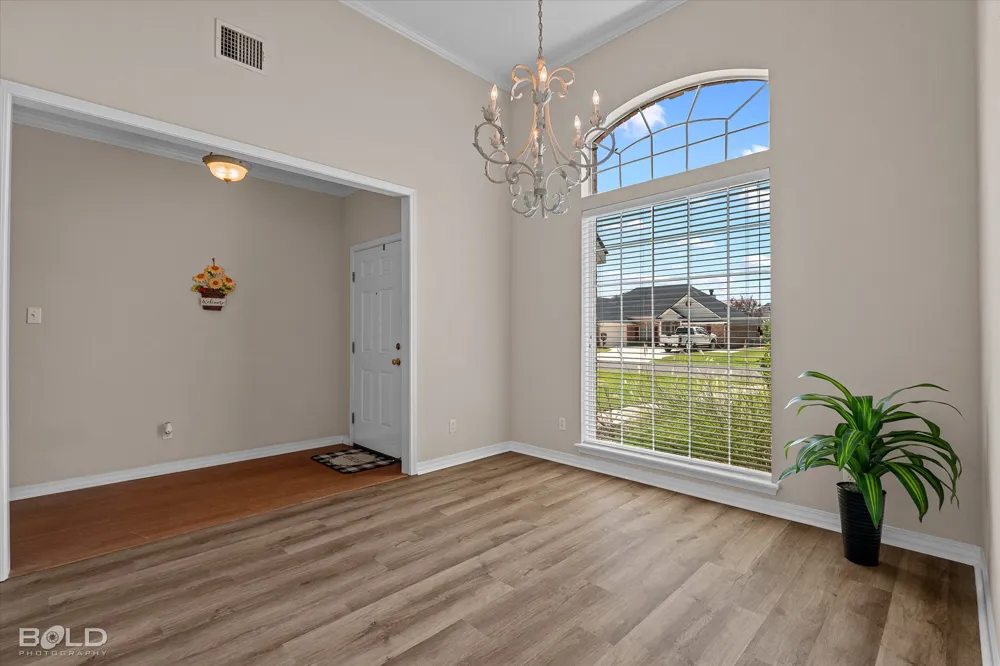 3301 Colonial Drive Bossier City, LA 71111