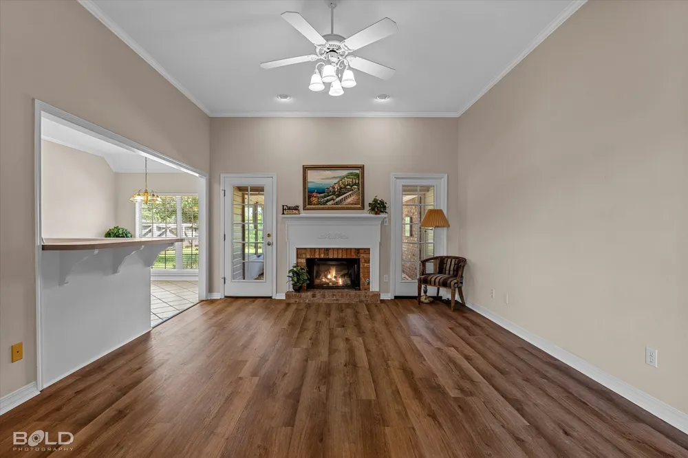 3301 Colonial Drive Bossier City, LA 71111