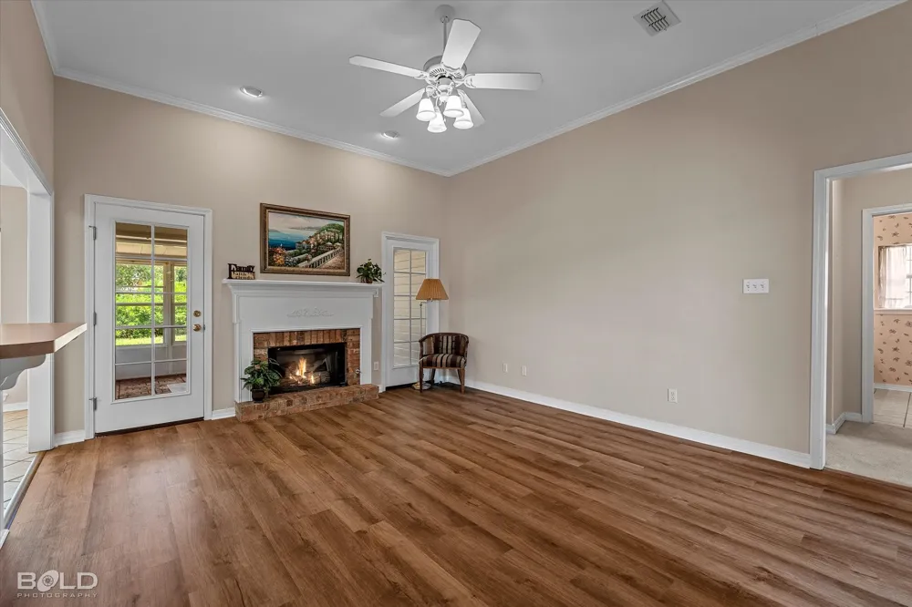 3301 Colonial Drive Bossier City, LA 71111