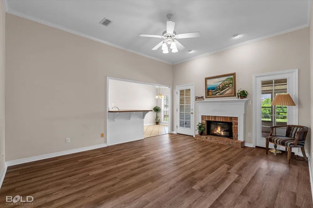 3301 Colonial Drive Bossier City, LA 71111
