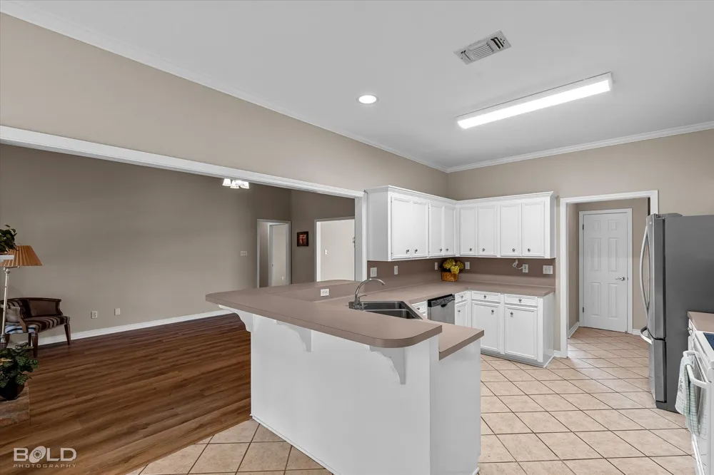 3301 Colonial Drive Bossier City, LA 71111