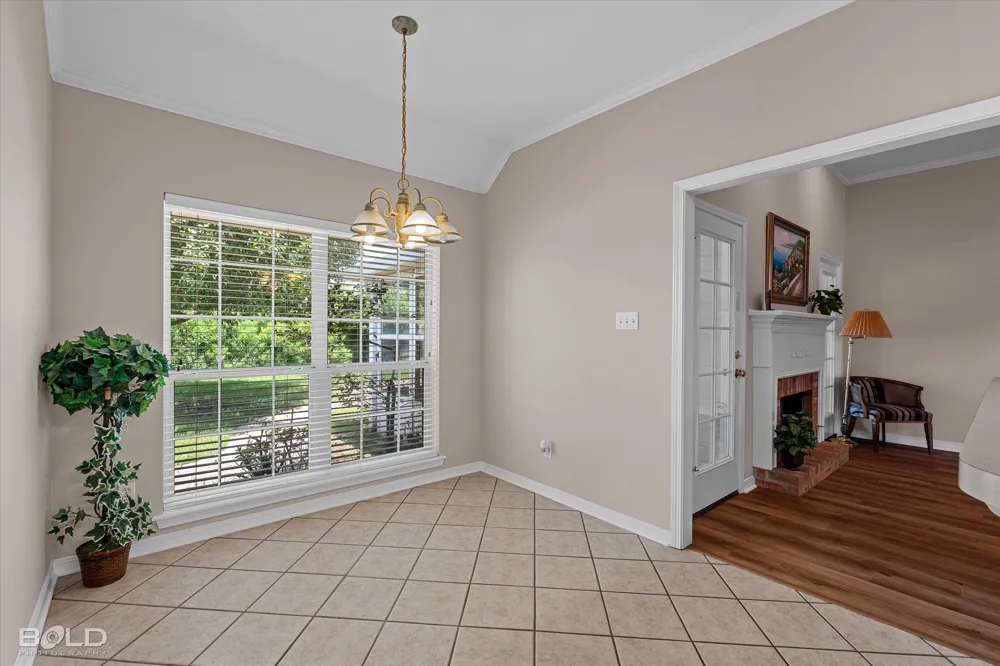 3301 Colonial Drive Bossier City, LA 71111