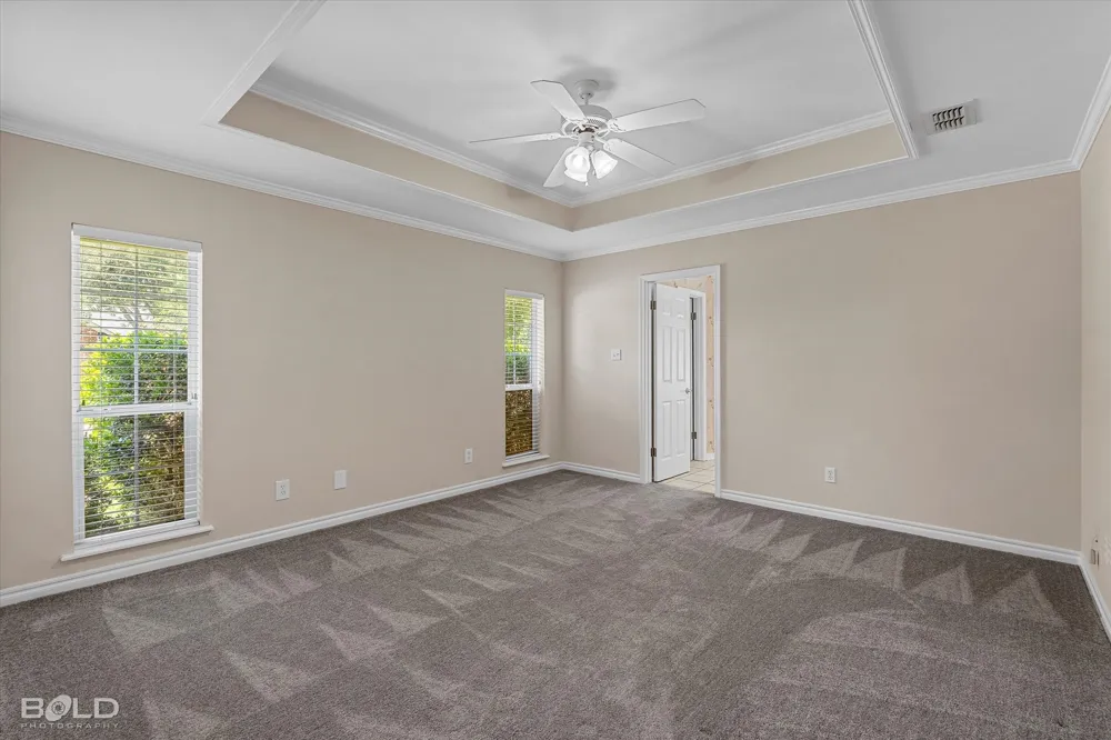 3301 Colonial Drive Bossier City, LA 71111