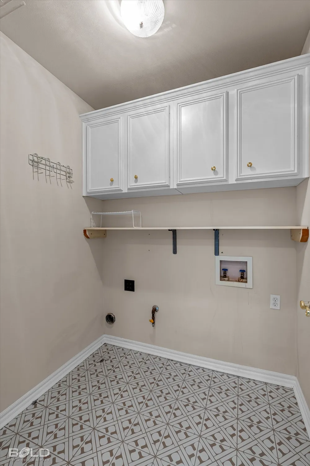 3301 Colonial Drive Bossier City, LA 71111