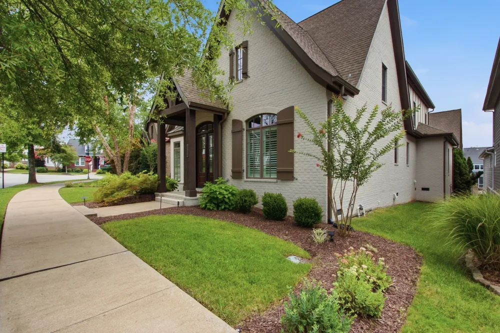 3805 Somers Ln Thompsons Station, TN 37179