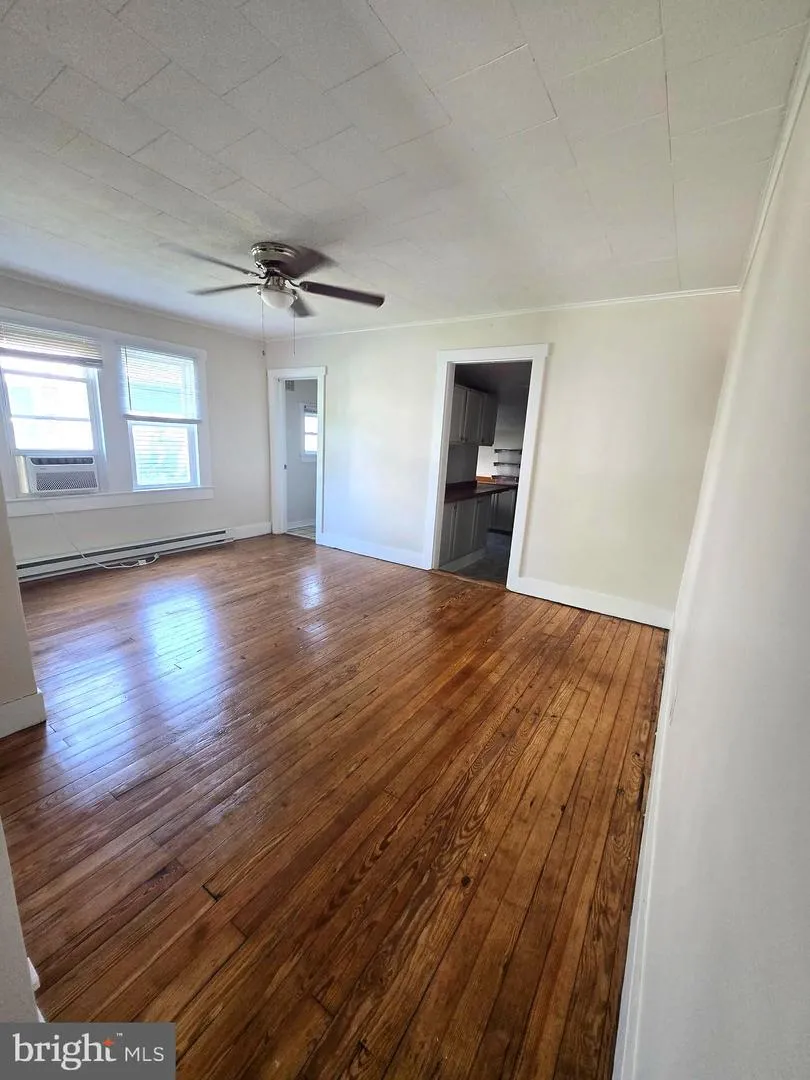446 RAILROAD AVE Centreville, MD 21617