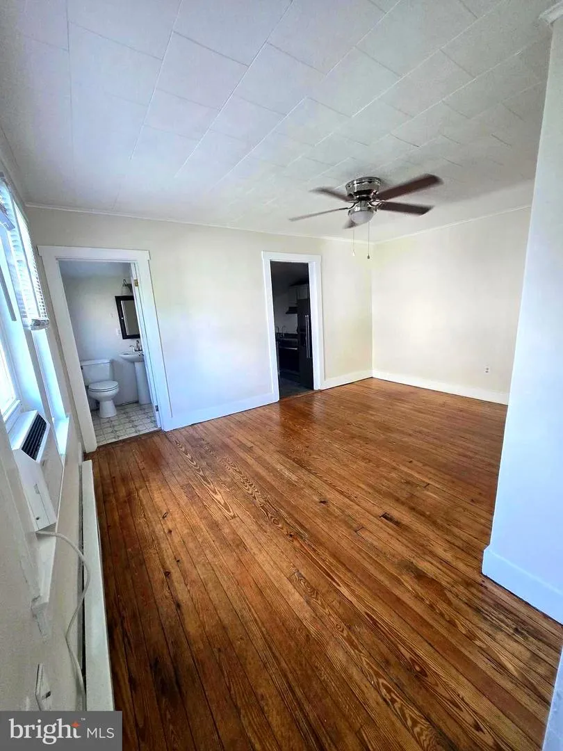 446 RAILROAD AVE Centreville, MD 21617
