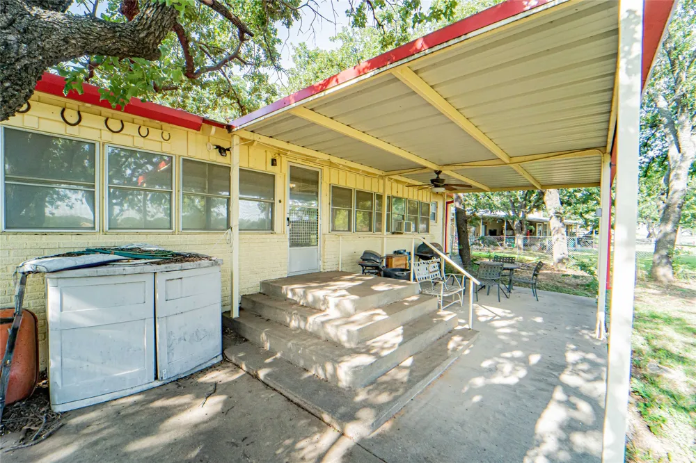 3113 2641 Breckenridge, TX 76424