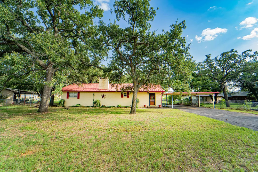 3113 2641 Breckenridge, TX 76424