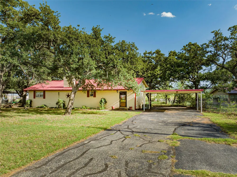 3113 2641 Breckenridge, TX 76424