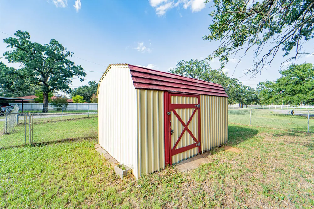 3113 2641 Breckenridge, TX 76424
