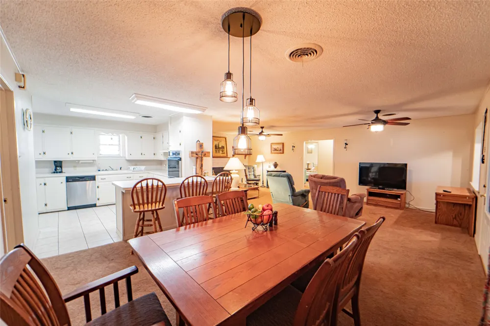 3113 2641 Breckenridge, TX 76424