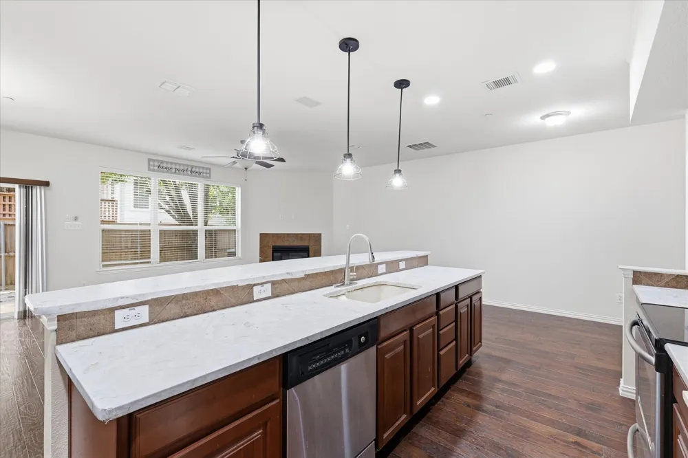 2649 Jacobson Drive Lewisville, TX 75067