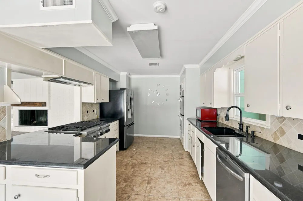 1444 Oaklawn Drive Corsicana, TX 75110