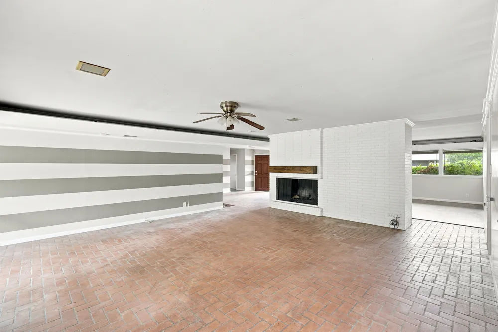 1444 Oaklawn Drive Corsicana, TX 75110