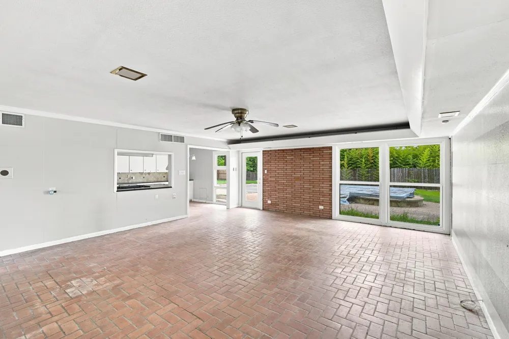 1444 Oaklawn Drive Corsicana, TX 75110