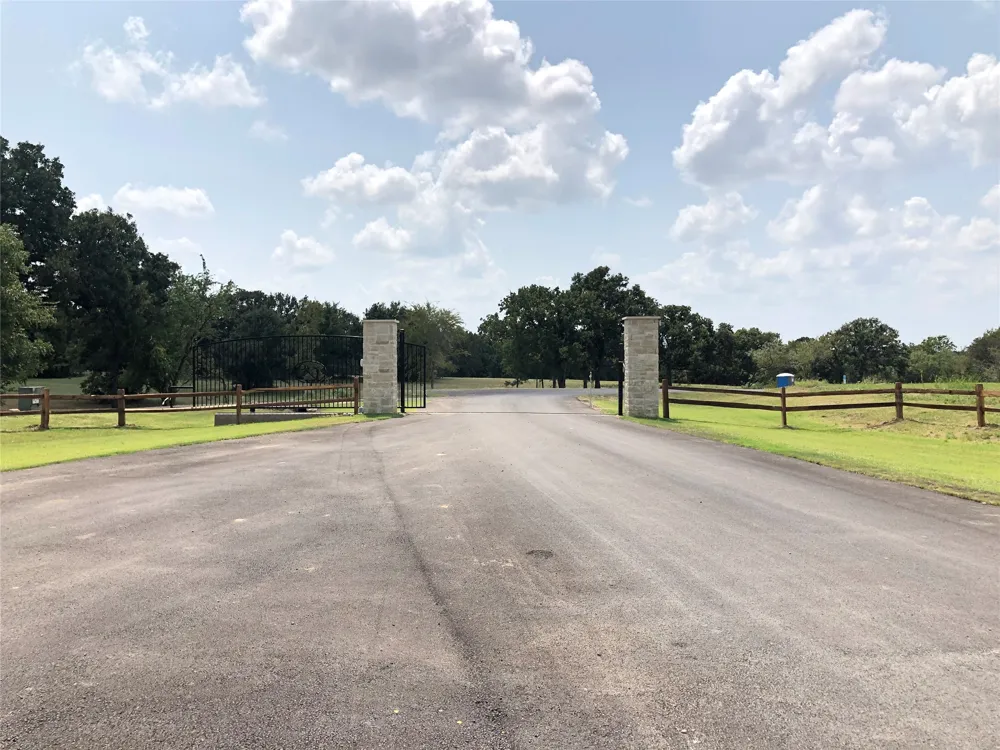 Sterling Drive Streetman, TX 75859