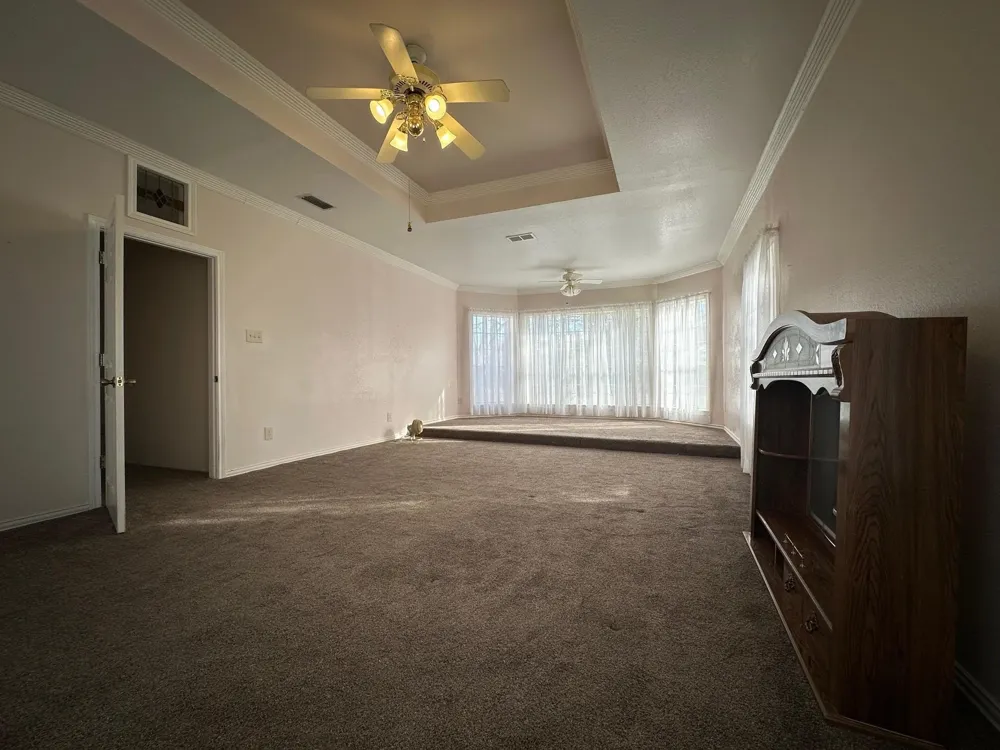 8099 W Interstate Highway 30 Cumby, TX 75433