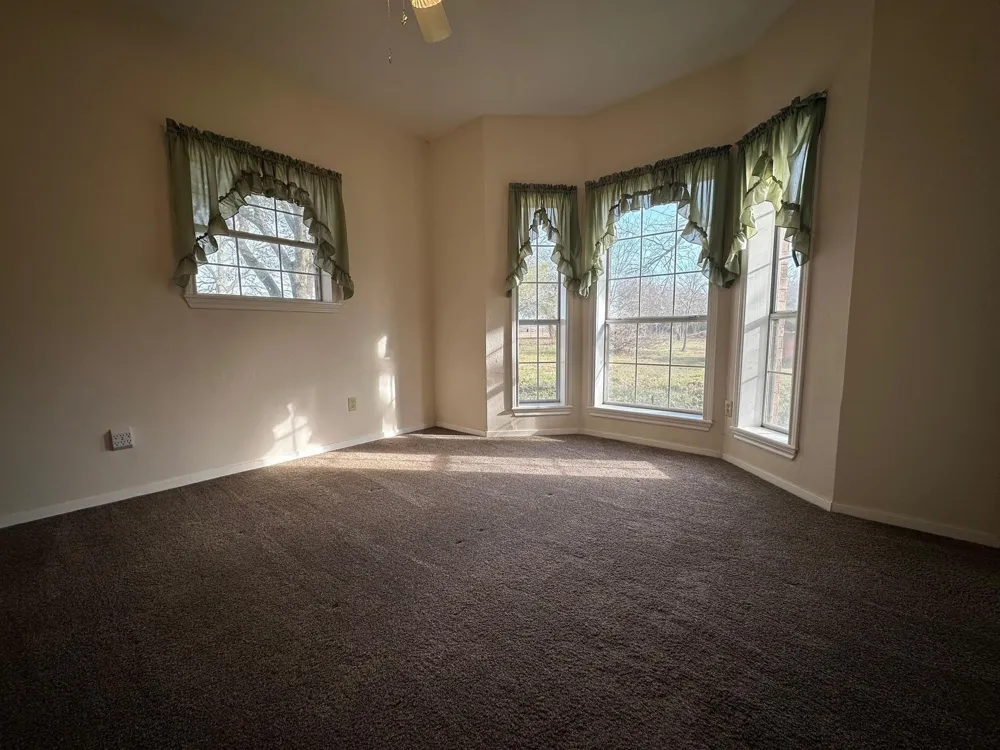 8099 W Interstate Highway 30 Cumby, TX 75433