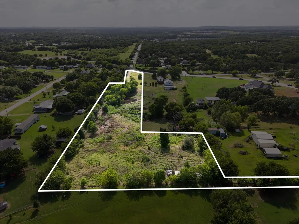 1816 Houston Road Burleson, TX 76028