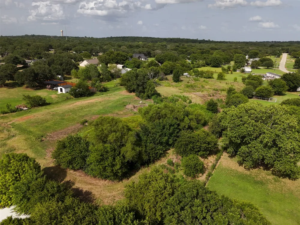 1816 Houston Road Burleson, TX 76028