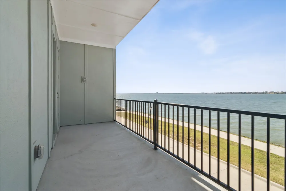 714 Resort Drive Rowlett, TX 75088